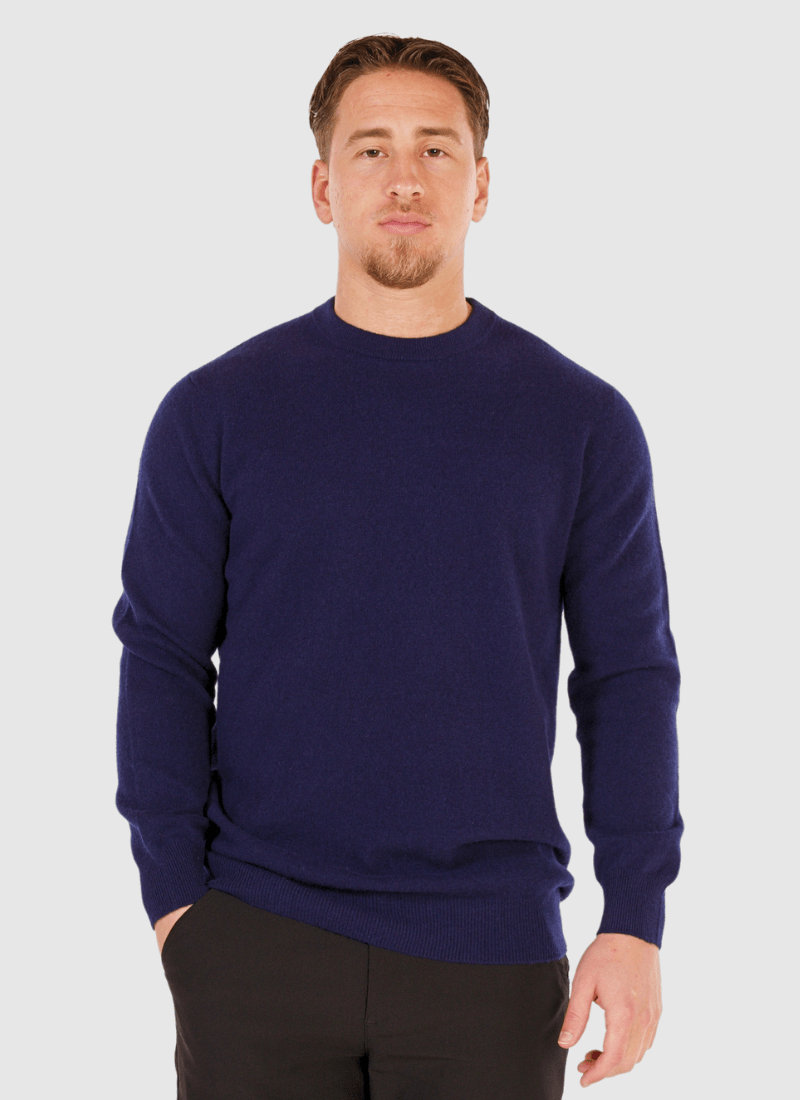 Soft Wool Fine Knit Sweater - Alden & Ash